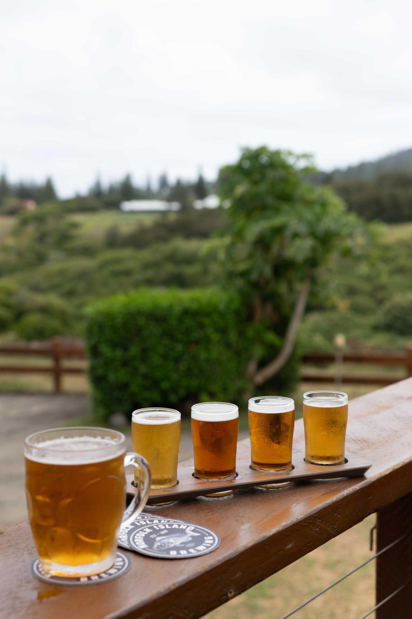 Castaway Norfolk Island Hotel Burnt Pine Buitenkant foto